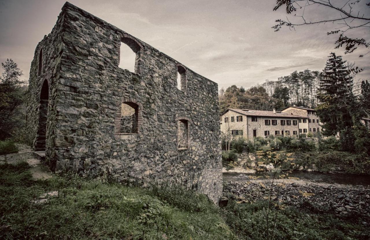 Gasthaus Ponte Del Vegnuti Fivizzano Exterior foto